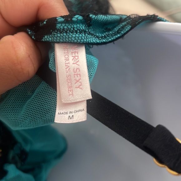 Vintage Victoria’s Secret Teal Black Mesh Lace M Babydoll slip dress Y2K - Picture 6 of 6